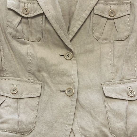 Banana Republic Tan Linen/Silk Short sleeve Blazer size 12P - Picture 3 of 5